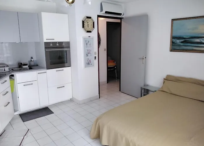 Vittoria Immobilier 2 -Reglement Sur Place - Cheques Vacances Acceptes