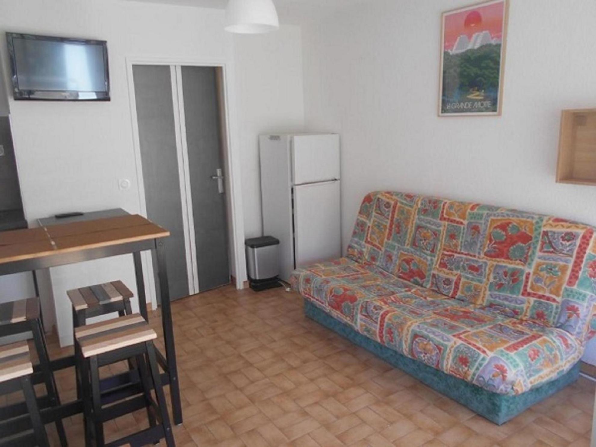 Vittoria Immobilier 2 -reglement Sur Place - Cheques Acceptes *