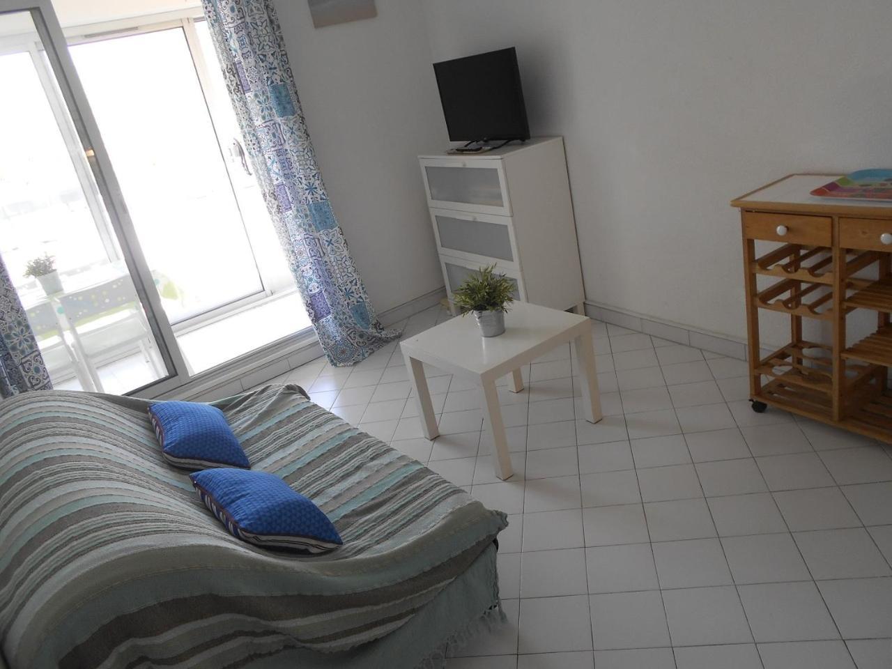 Vittoria Immobilier 2 -reglement Sur Place - Cheques Acceptes